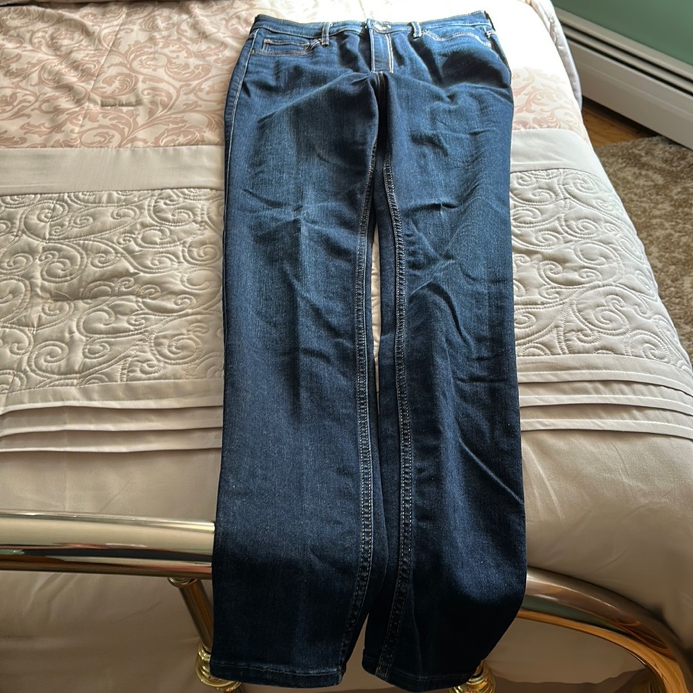 Hollister Dark Rinse Skinny Jeans Size 9L
